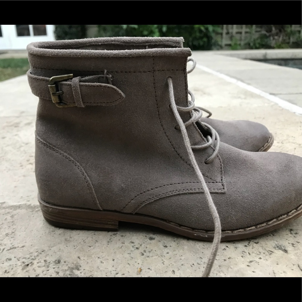 Ecote tan ankle boots size 7